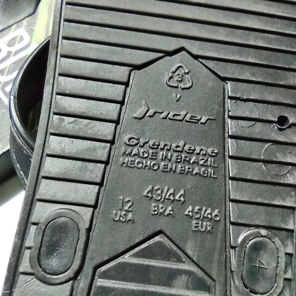 Flip flops - Picture 2 of 11